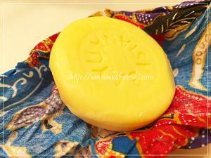 グロテスクなナマコからできたボルネオ島名産のなまこ石鹸は、洗い上がりの保湿効果も期待できて人気。